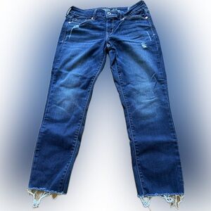 Levi’s Denizen Low Rise straight Leg Capris EUC